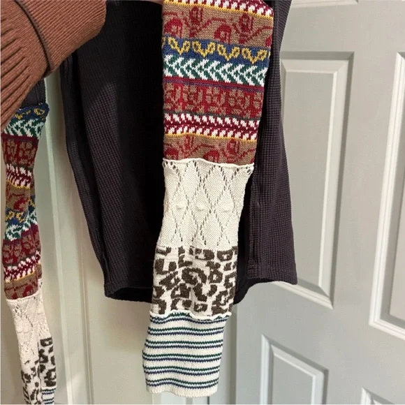 FREE PEOPLE All In Cuff Long Sleeve Top, Washed Black Combo, Size Large - Picture 6 of 6